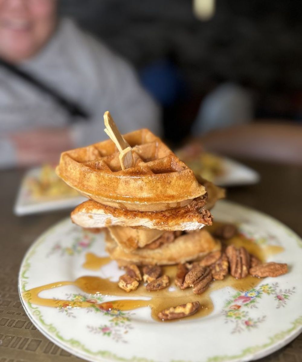 MATT AND TONY'S ALL DAY KITCHEN BAR