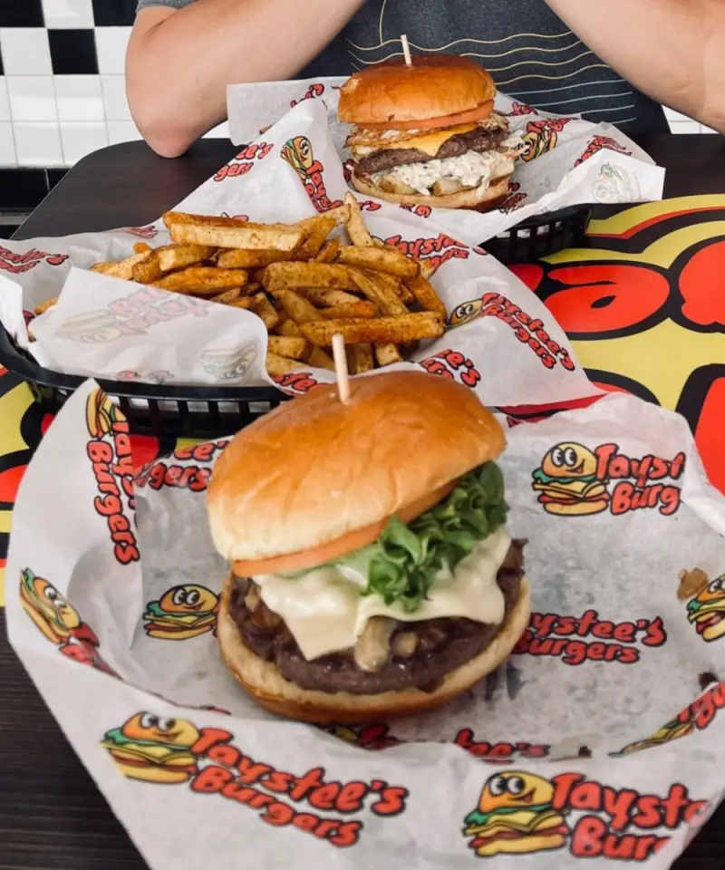 TAYSTEE'S BURGERS