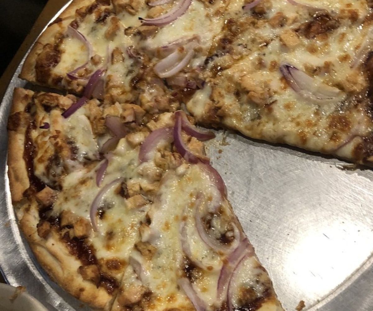 BBQ Chicken pizza 