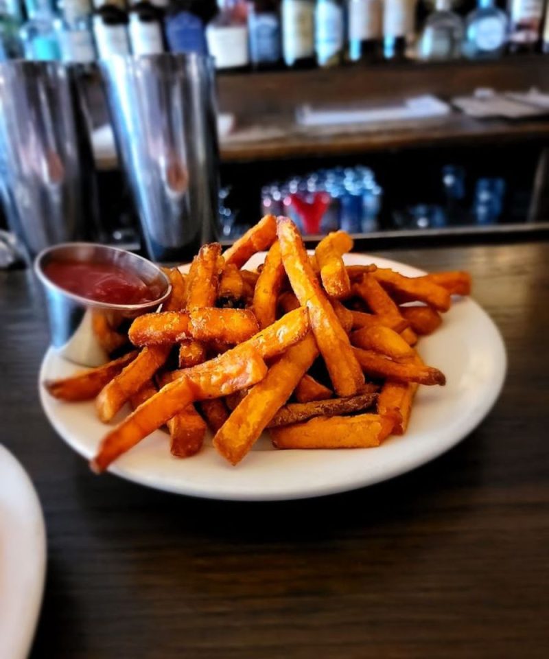 TWO 8 TWO BAR & BURGER