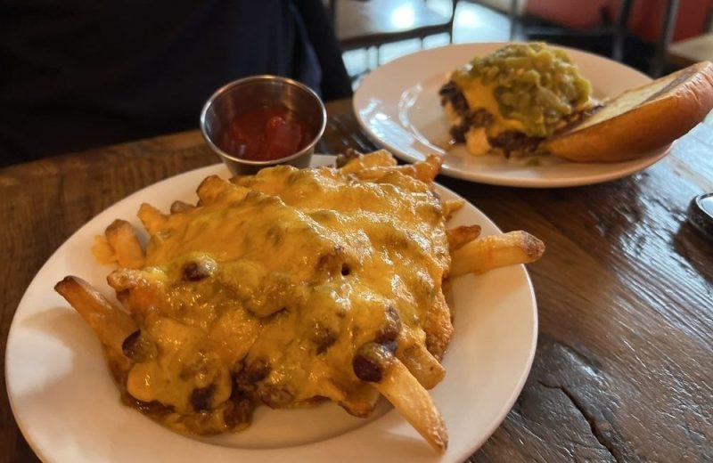 TWO 8 TWO BAR & BURGER