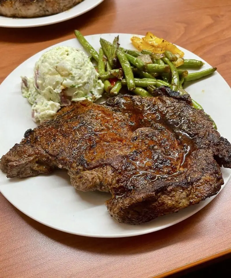 PINEGROVE MARKET AND DELI