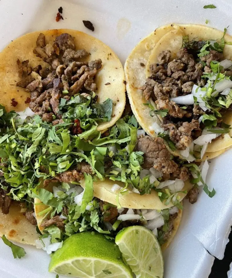 TACOS LA BANQUETA