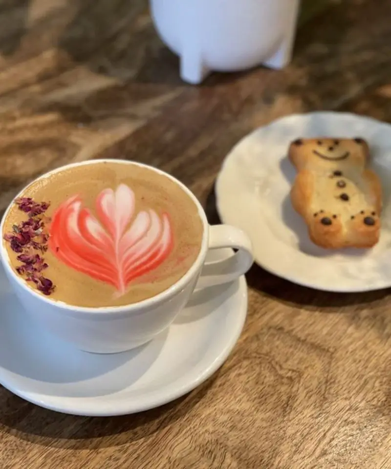 REMI FLOWER & COFFEE