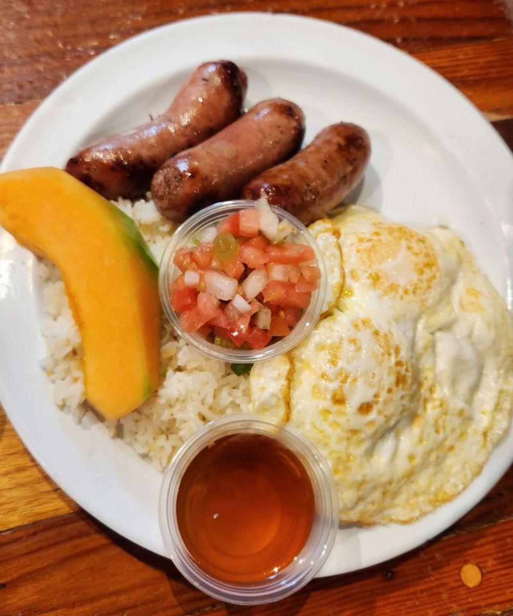 LUDI'S RESTAURANT & LOUNGE