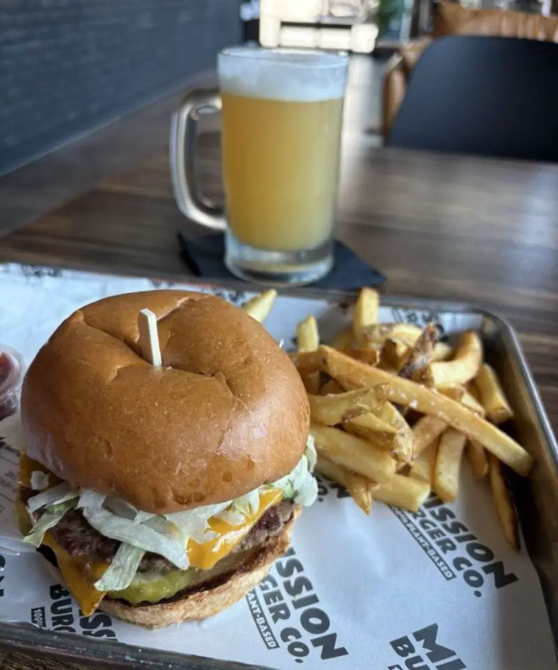 MISSION BURGER