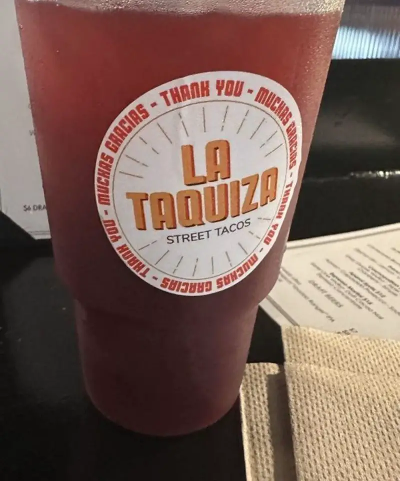 LA TAQUIZA STREET TACOS