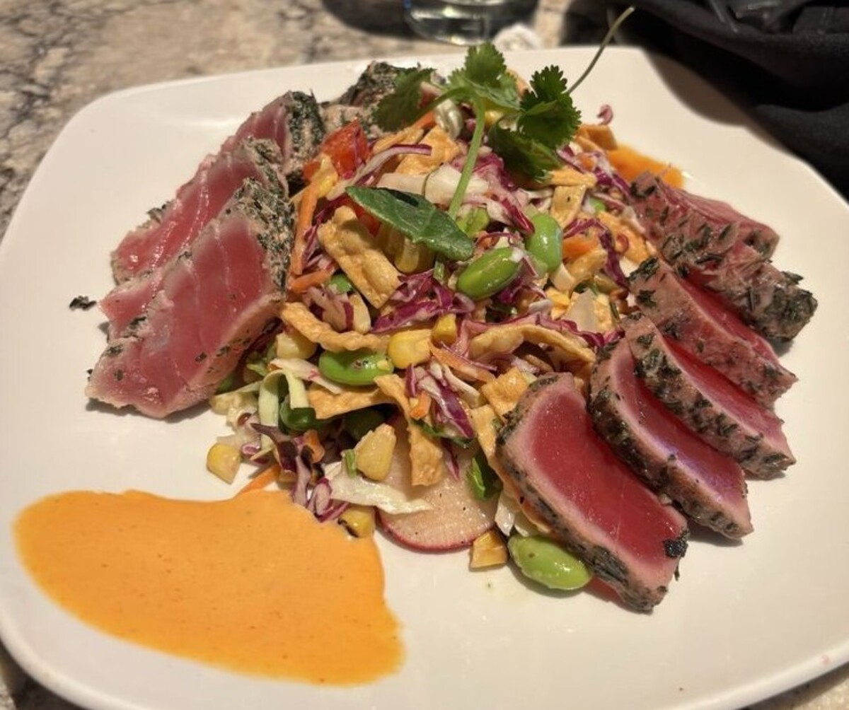 Ahi Tuna Superfoods Salad