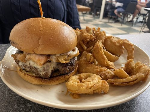 PINEGROVE MARKET AND DELI