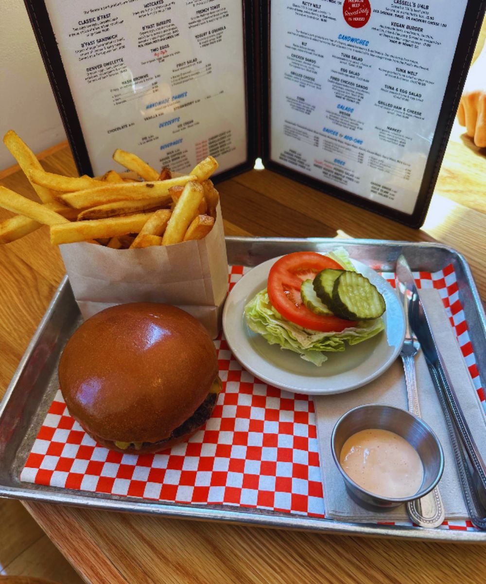 Photos for Cassell's Hamburgers