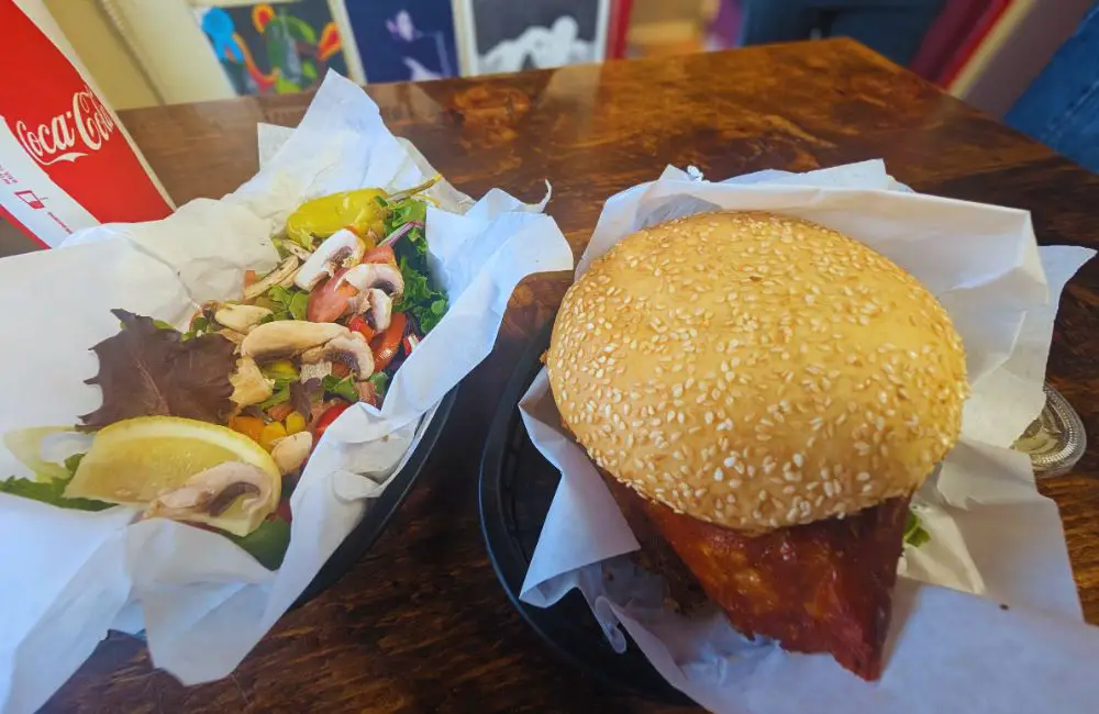 Photos for Tommy's Burger Stop in Anchorage, AK