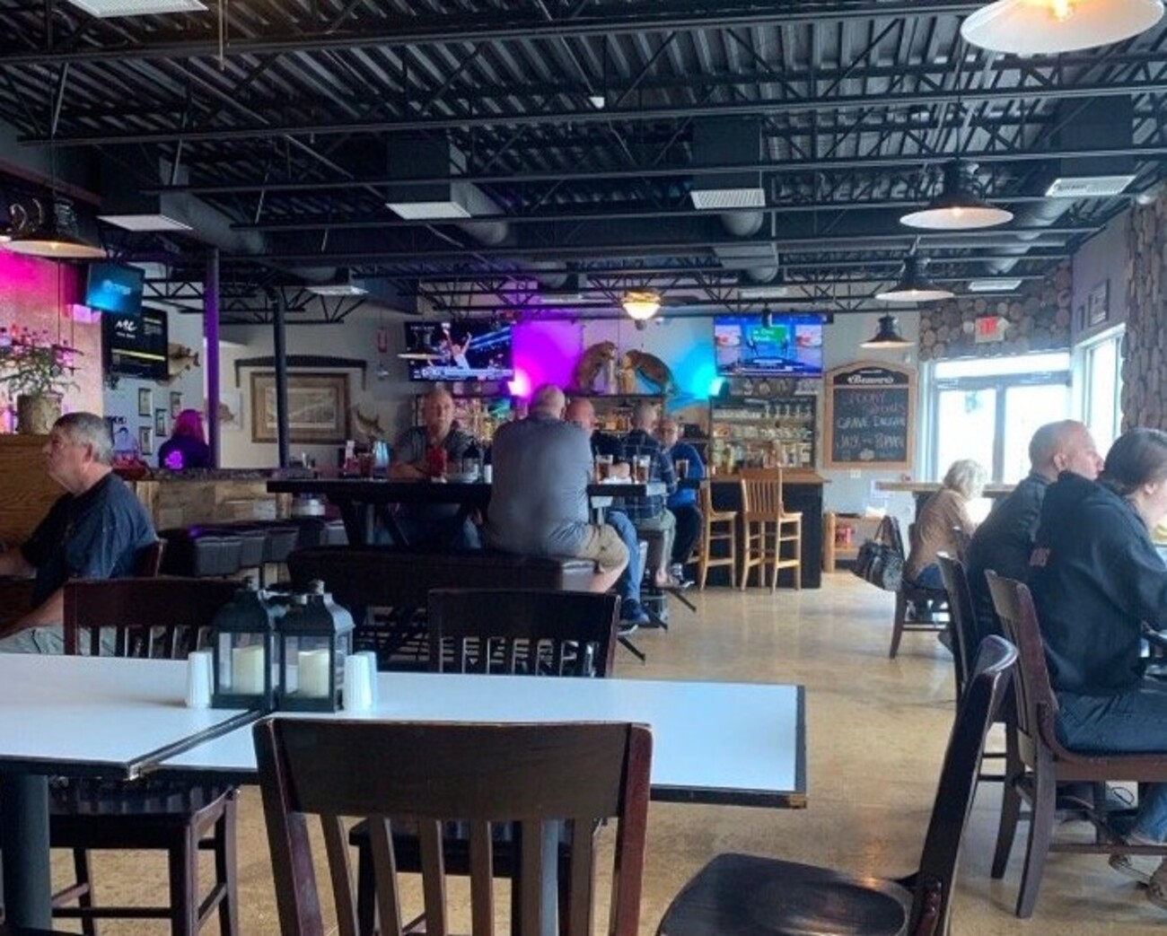 at Beavers Pub located in Bay City, MI. 