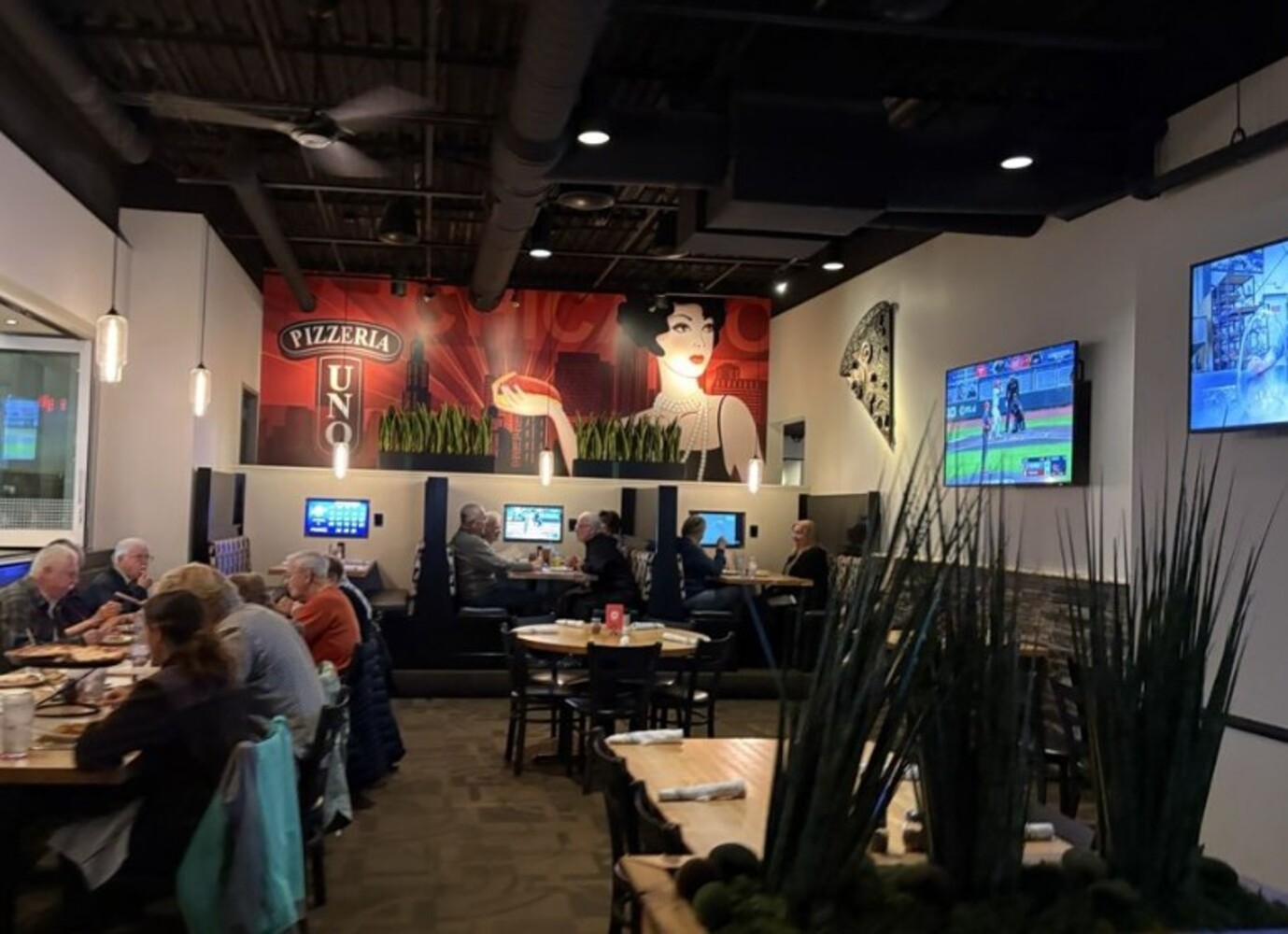 at Klavon's Pizzeria & Pub located in Jackson, MI.