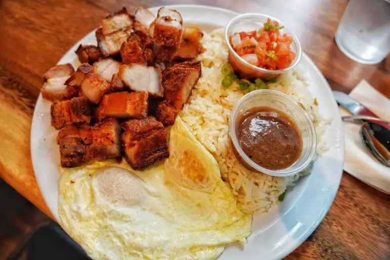 LUDI'S RESTAURANT & LOUNGE