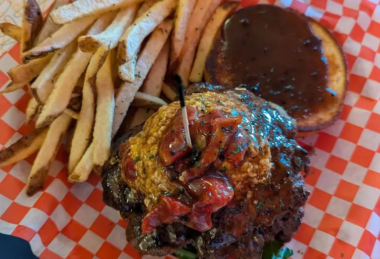 M&O STATION GRILL+COCKTAILS