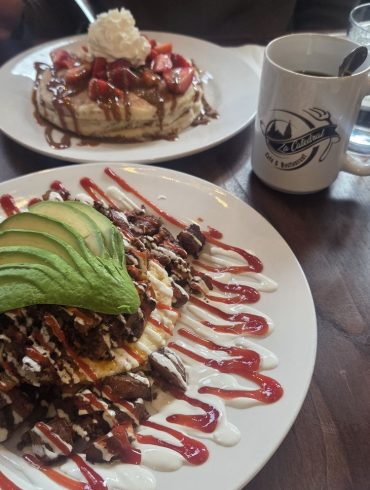 LA CATEDRAL CAFE & RESTAURANT