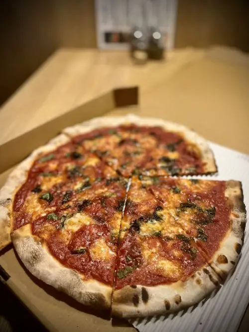 TACCONELLI'S PIZZERIA