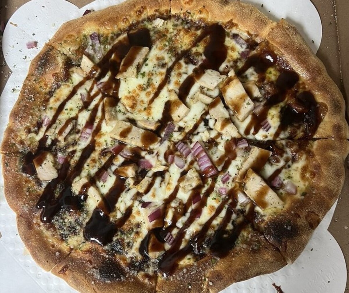 Pizza at Aroma’s Italian Grill located in Augusta, GA.