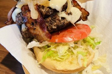 STELLA'S BAR AND GRILL