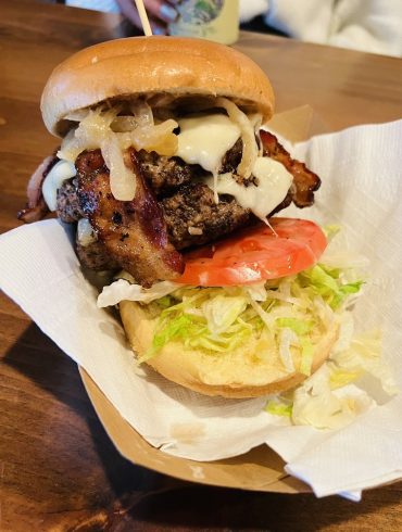 STELLA'S BAR AND GRILL