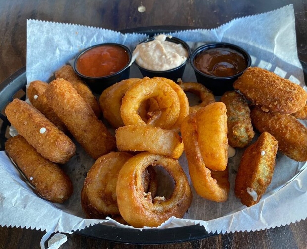 Sampler at Savage's Ale House located in Muncie, IN.