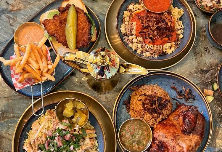 QUEEN MAMA'S KITCHEN