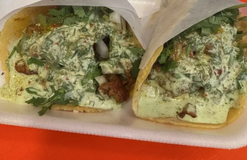 Taco de Adobada minus pineapple