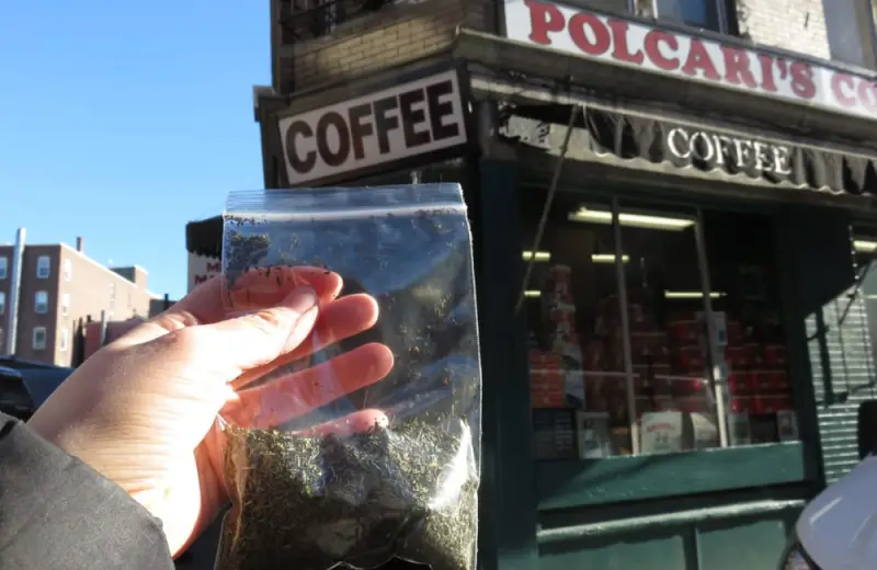 1 oz mint for $1 at Polcari's 11/2015