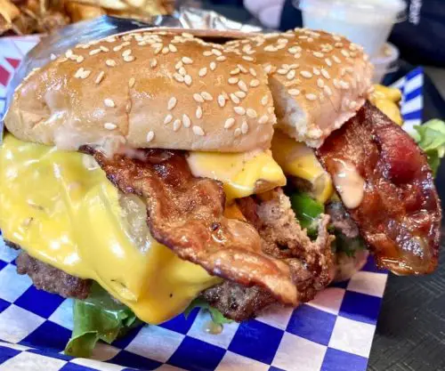 Bacon Cheeseburger at Nutty's Junkyard Grill in Arlington, Washington
