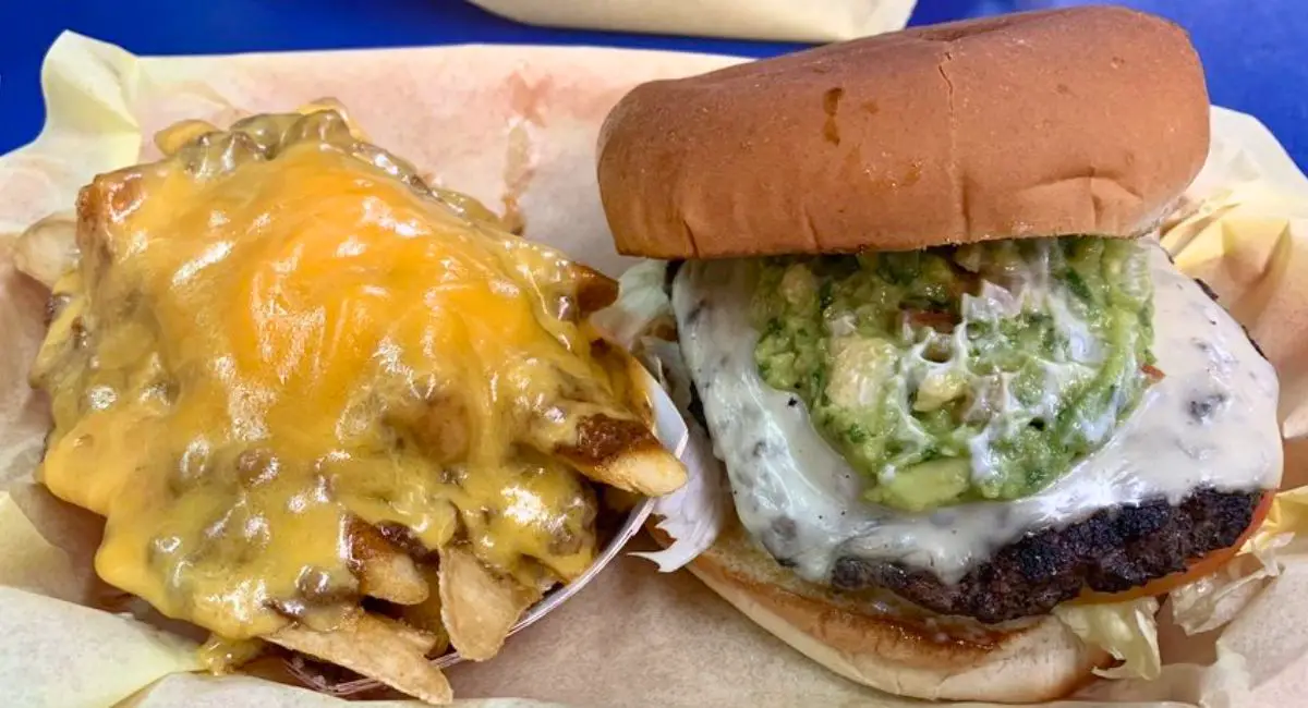 Guacamole Burger at Del's Charcoal Burgers in Richardson, Texas
