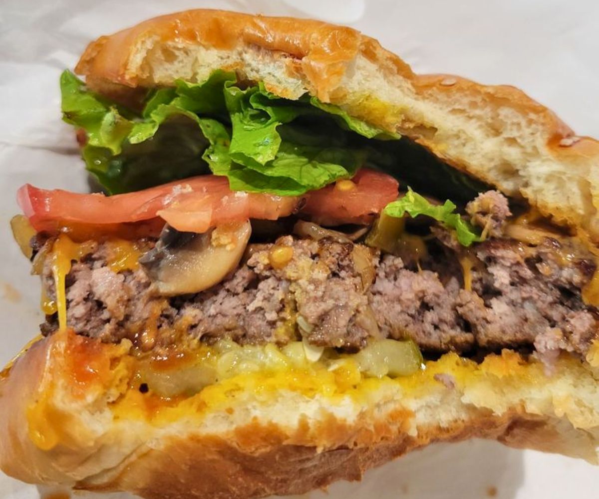 Cheeseburger at The Burger Place in Melbourne, Florida