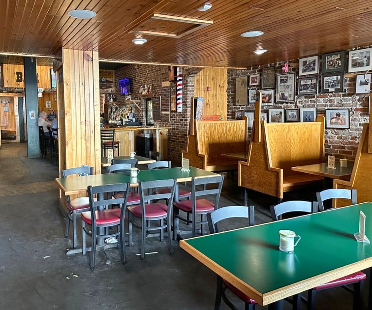 Interior of Shakespeare's Pizza in Columbia, Missouri