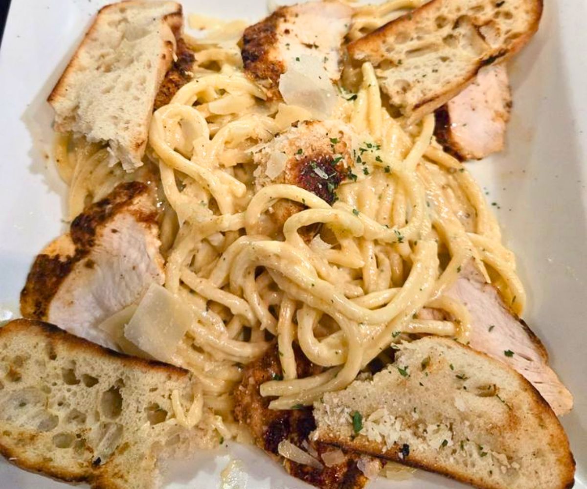 Chipotle Chicken Pasta at Rik's Cafe in Hagerstown, Maryland