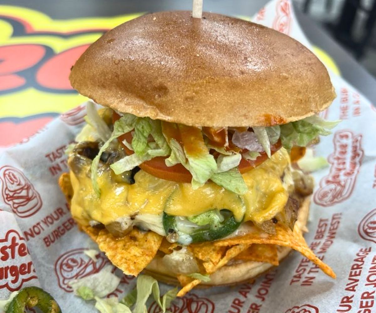 Ali's Notch-Yo-Burger at Taystee's Burgers in Dearborn, Michigan