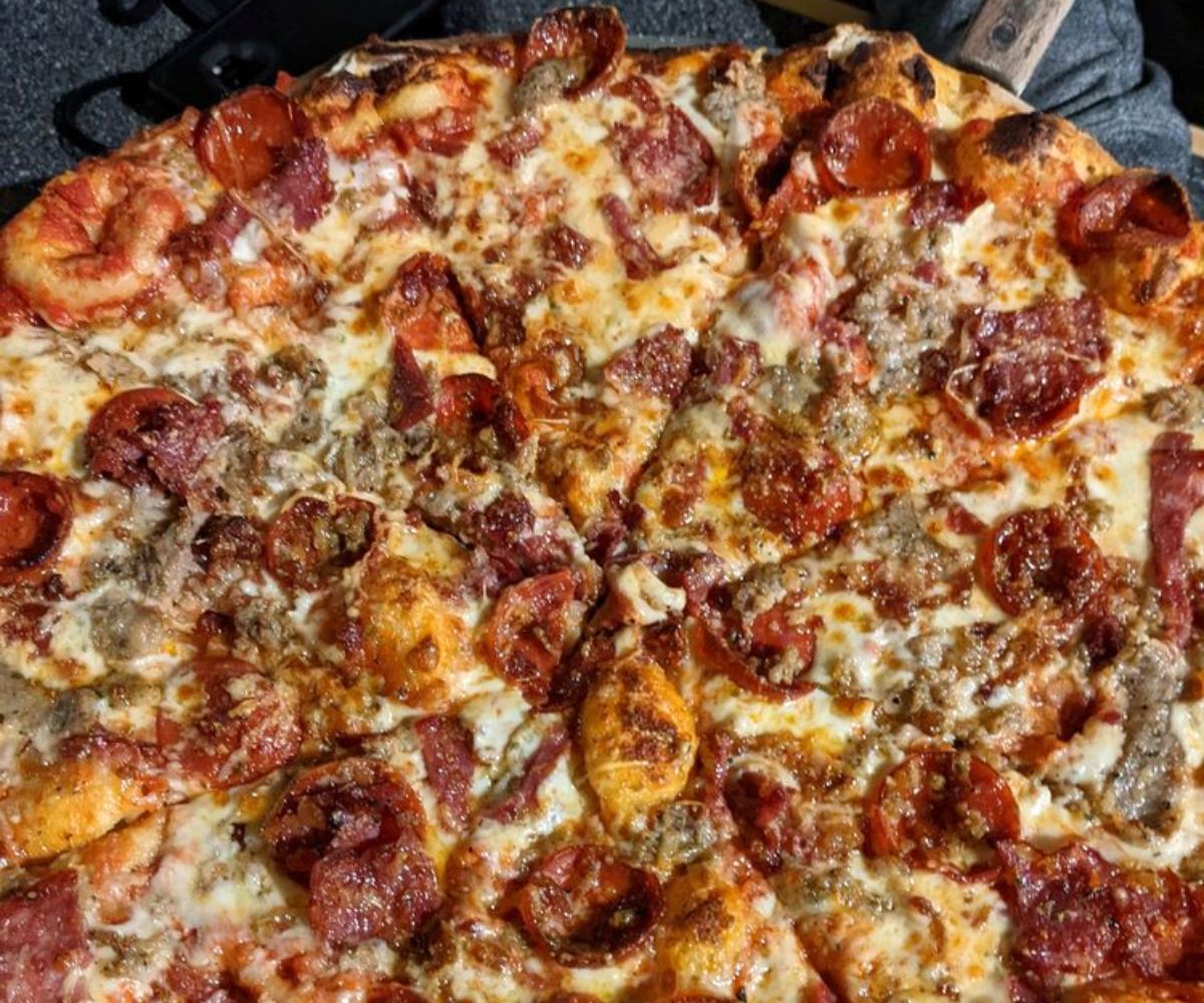 Barbarian Pizza at Smoking Monkey Pizza in Renton, Washington