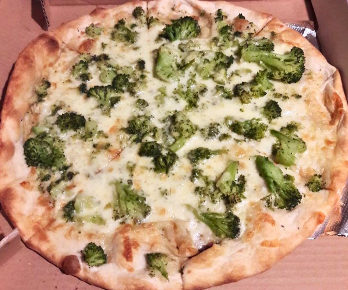 White Pizza at Jojo's Tavern in Trenton, NJ