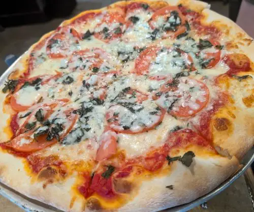 Margherita Pizza at Gianna's Pizzeria in Suffolk, Virginia