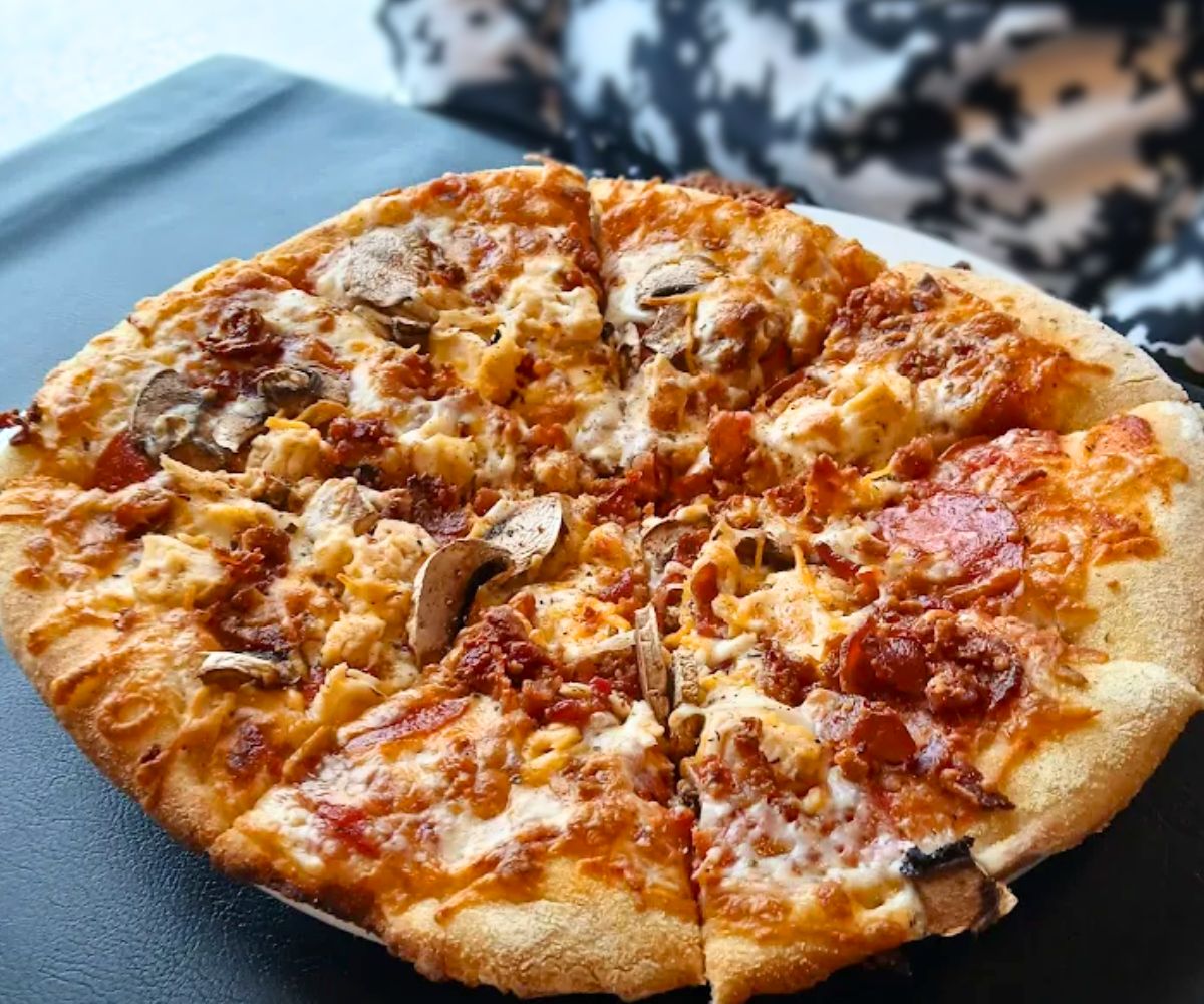 meat pizza at Picasso Bistro & Pizzeria in Jackson, Tennessee