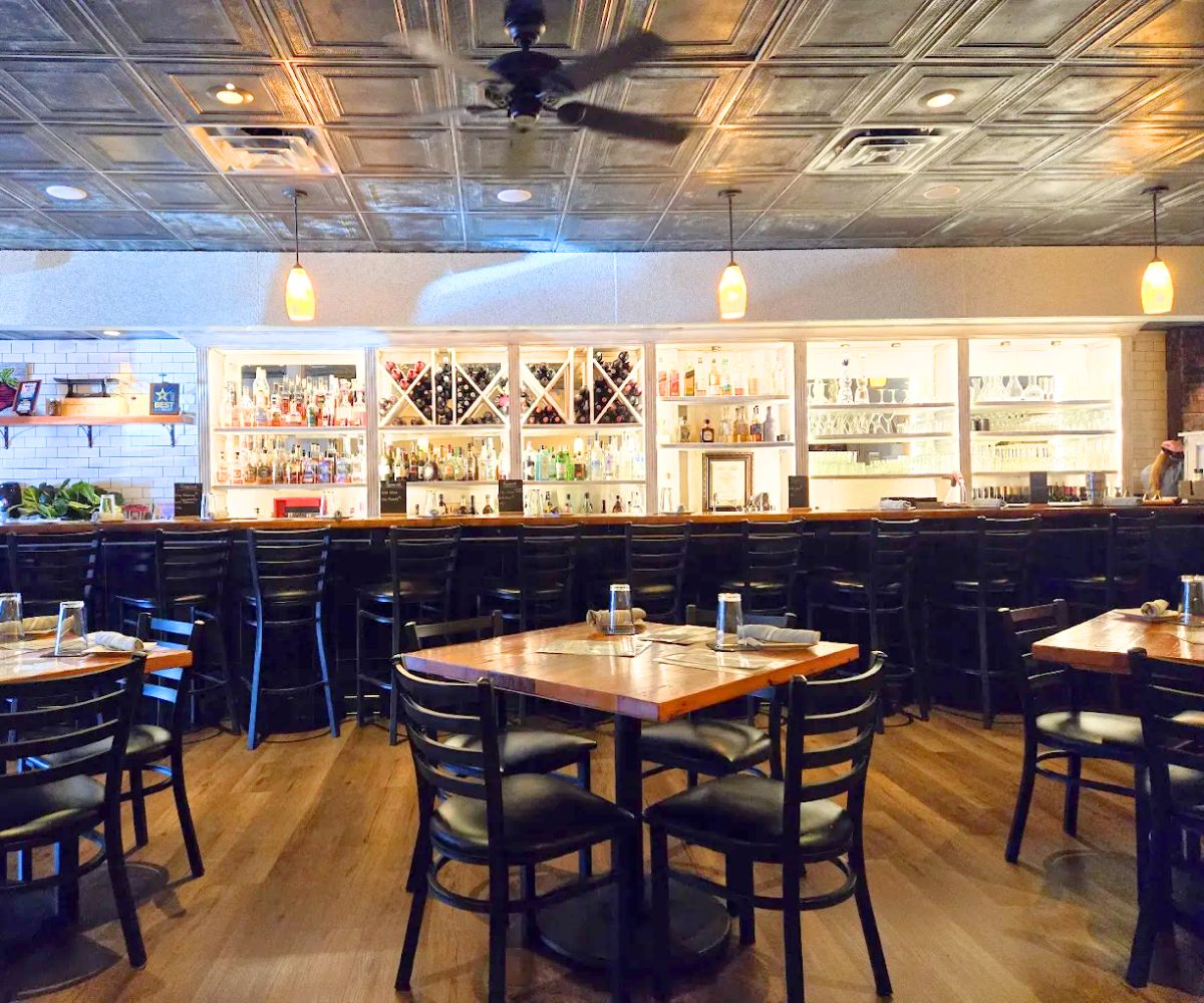 interior of 1010 Bridge Restaurant in Charleston, West Virginia