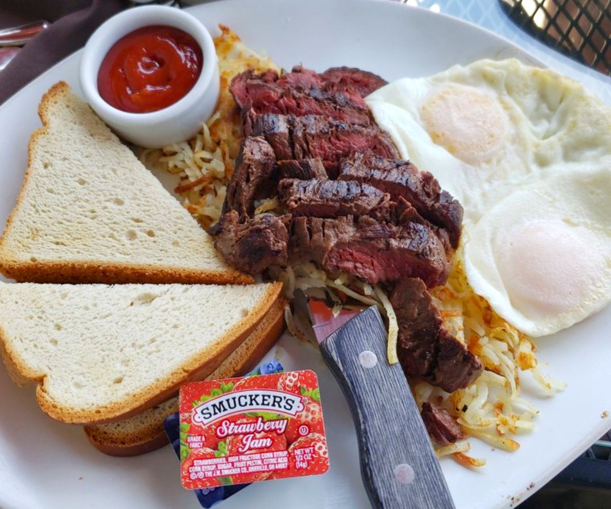 Buffalo Hanger Steak and eggs at Tally's Silver Spoon in Rapid City, SD