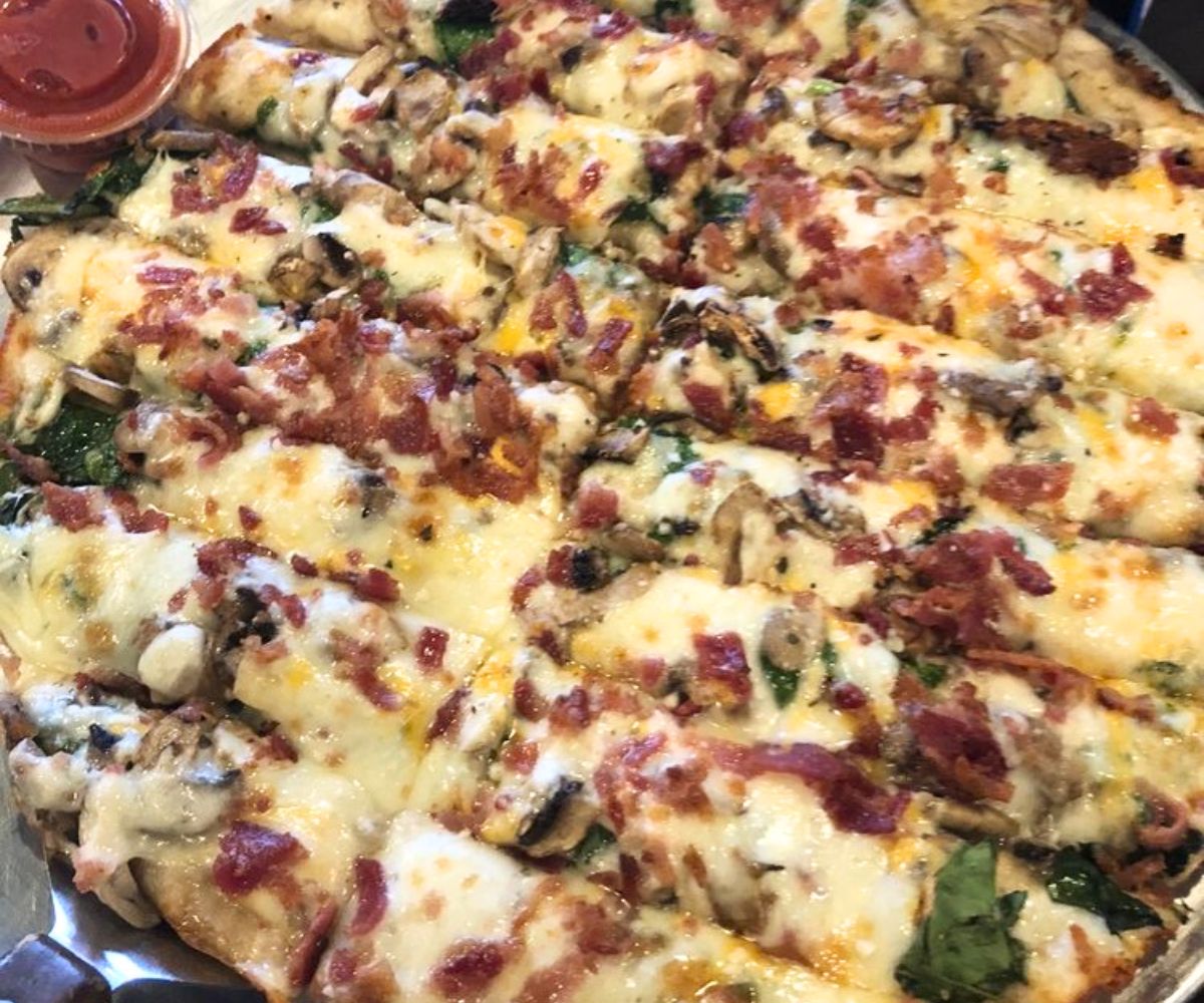 Farmbomb Pizza at Flingers Pizza Pub in Bloomington, Illinois