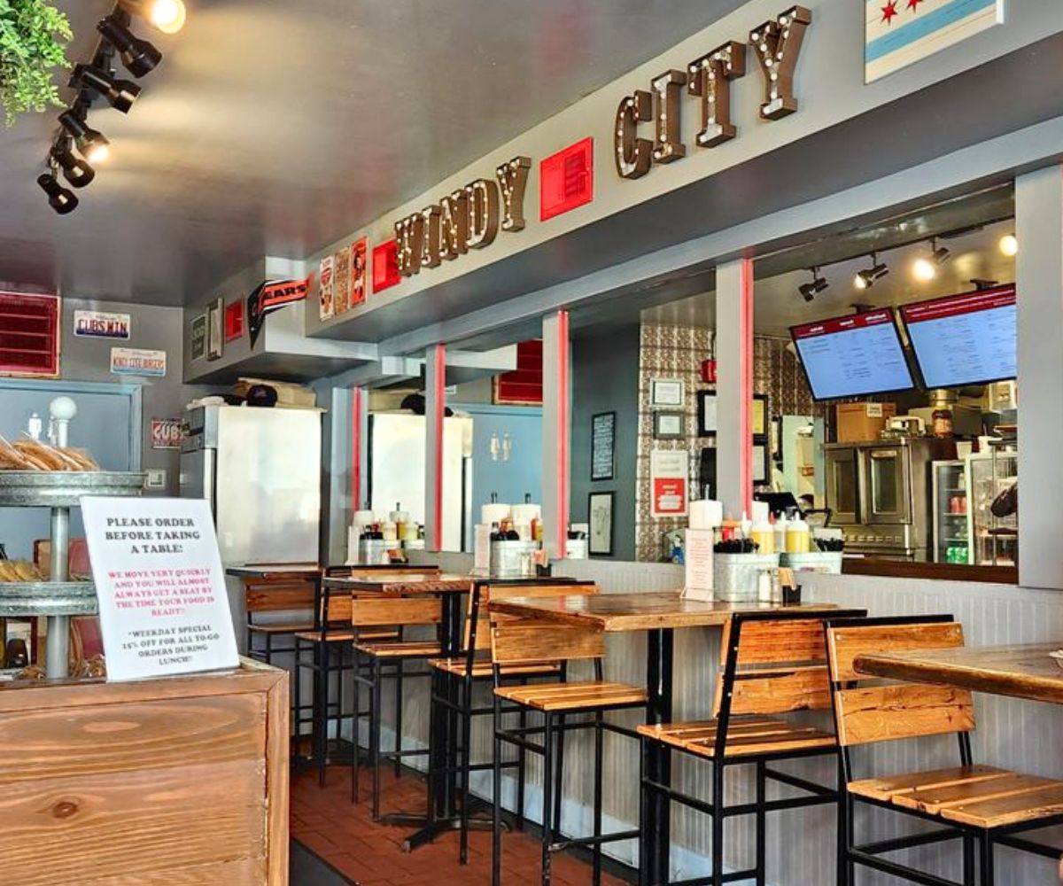 interior of Windy City Burgers in Greenville, SC