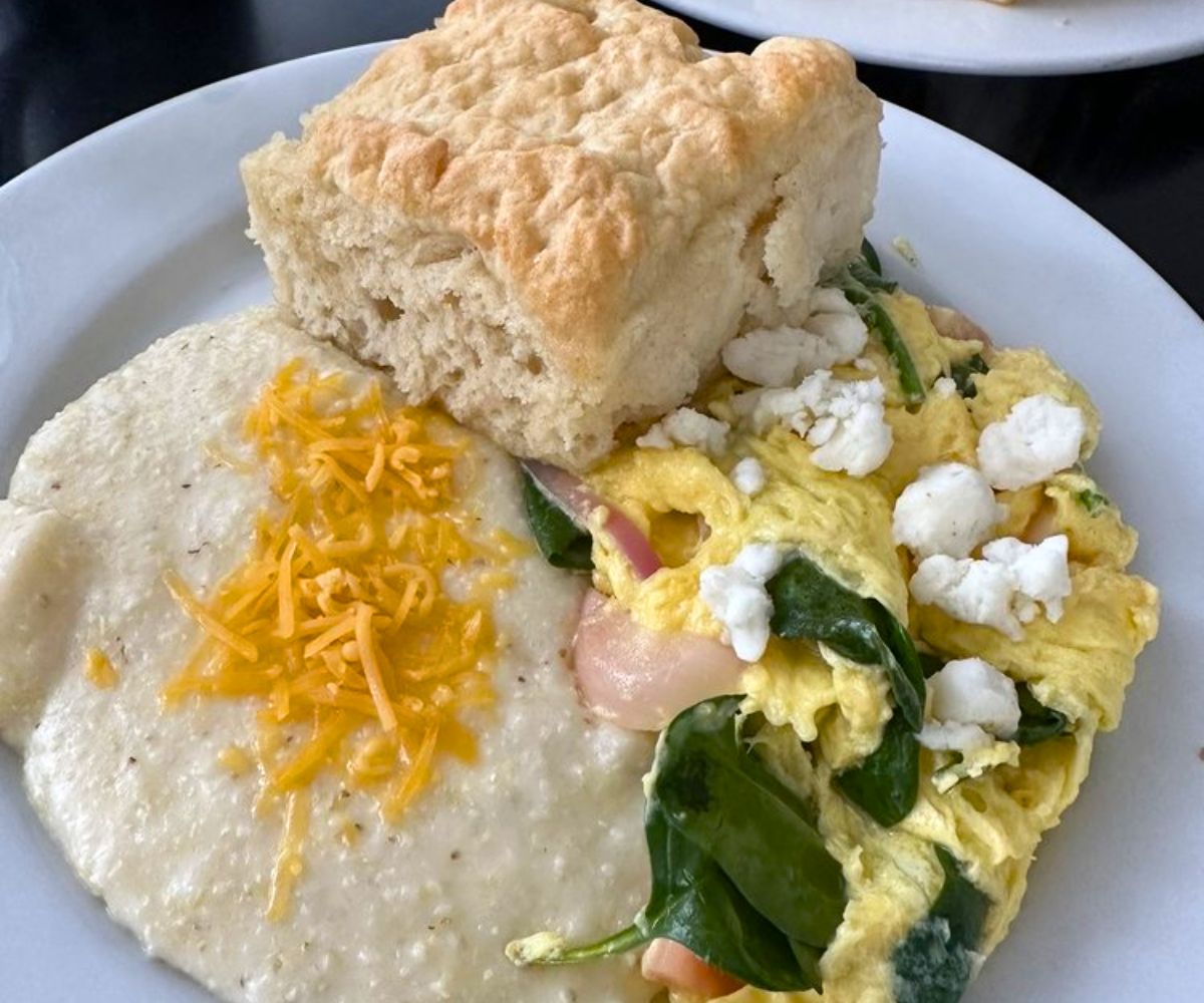 Vegetable Scrambler at Mama's Boy in Athens, GA