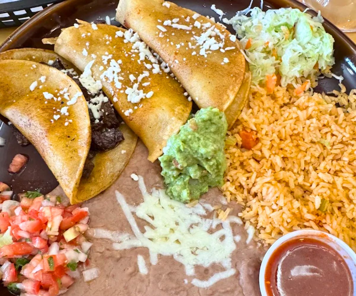 Tacos Al Carbon at Azteca Family Mexican Restaurant in Sioux Falls, South Dakota