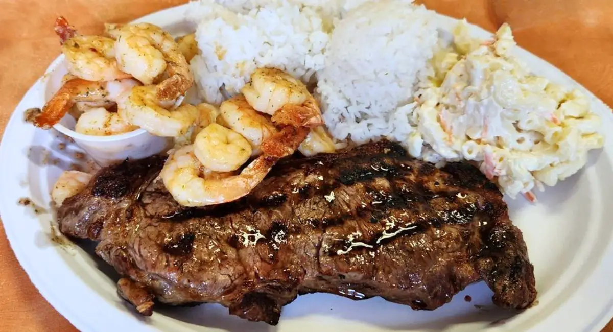 Steak and Shrimp Scampi at Ray's Café in Honolulu, Hawaii