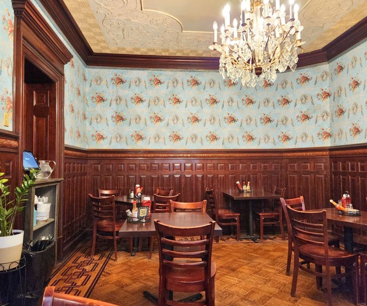 interior of Iron Gate Cafe in Albany, New York