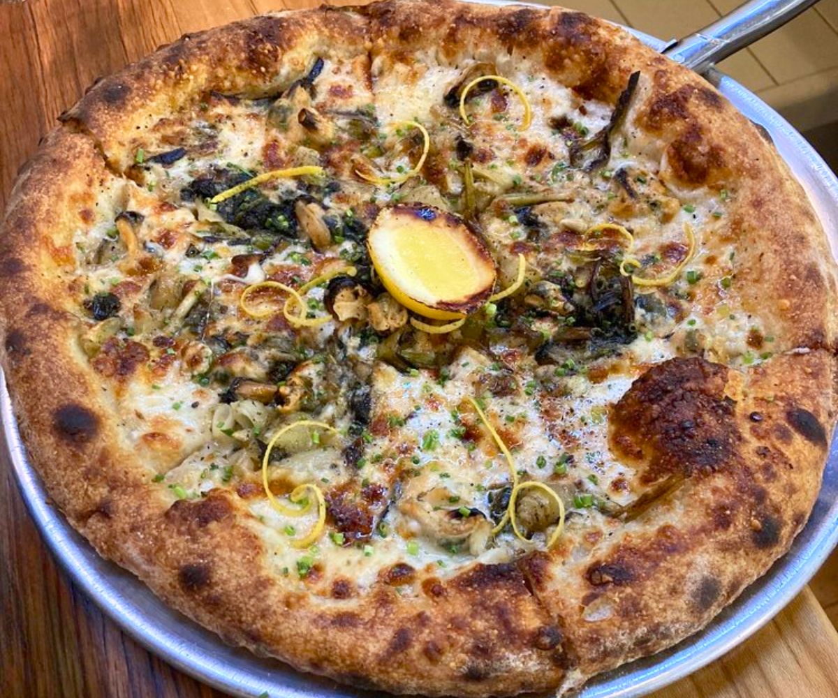 Cozze Pizza at LUCA in Lancaster, Pennsylvania