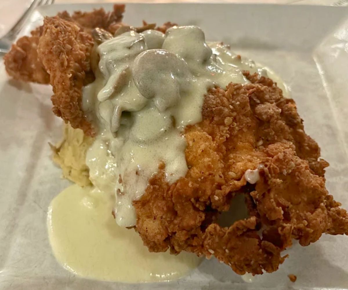 Champagne Chicken at 440 Main in Bowling Green, Kentucky