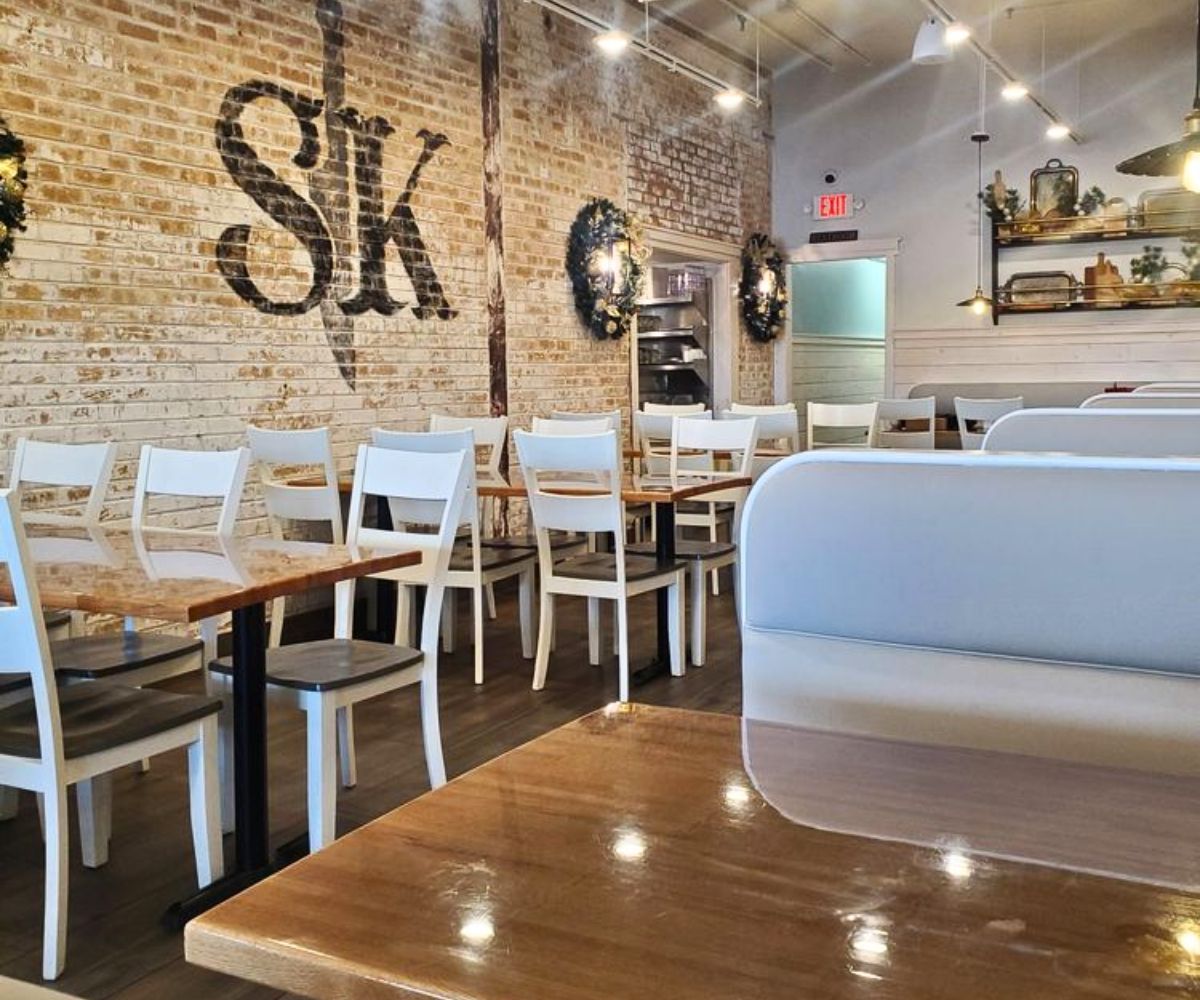 interior of Southern Kitchen in Arlington Heights, Illinois