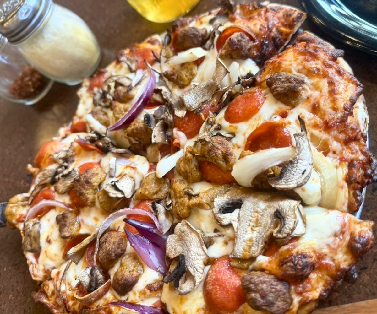 Small River City Americana Pizza at Coburg Pizza Company in Coburg, Oregon